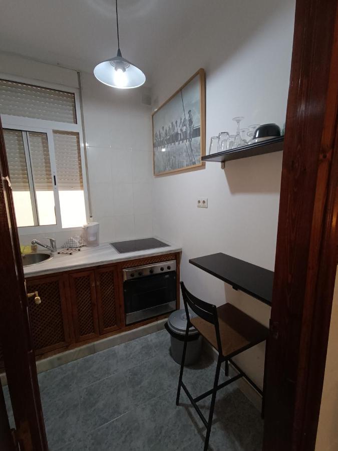 Estudios Santos Малага Екстер'єр фото